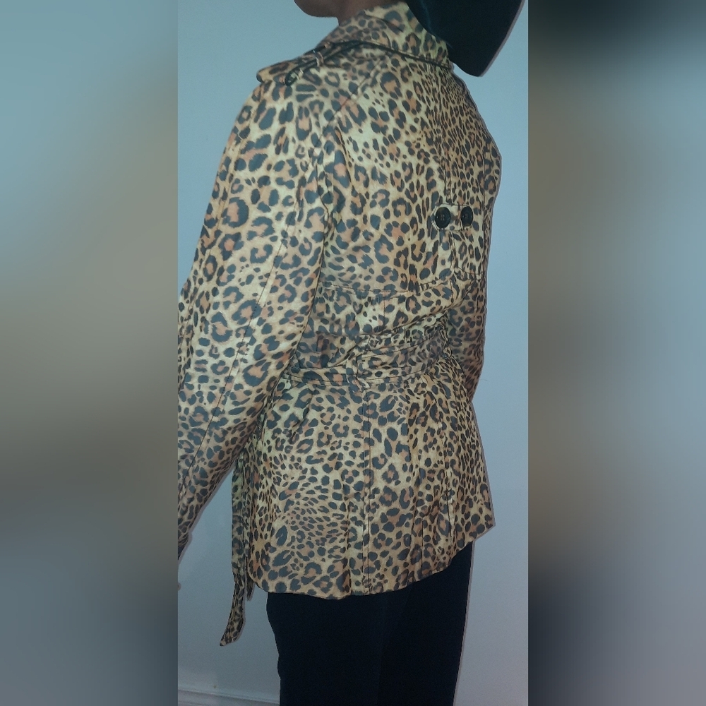 Jones New York Women's Jacket/ Coat  |Animal Print Long Sleeve. - Picture 6 of 7